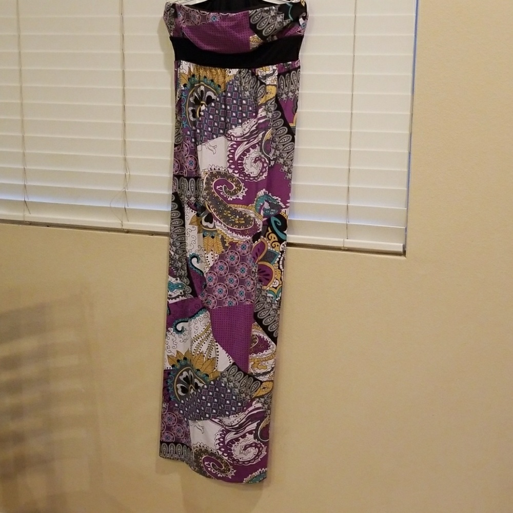 Final offer! Beautiful paisley pattern maxi dress